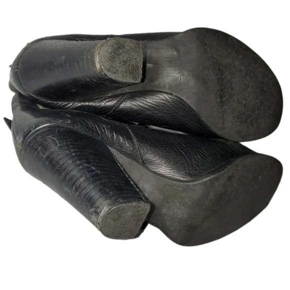 Madewell Leather Booties - Picture 5 of 14